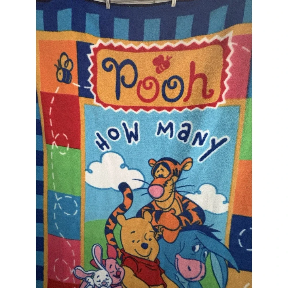 Vintage Disney Winnie the Pooh Piglet Tigger Eeyore Oversized Blanket 7'x5' Rare